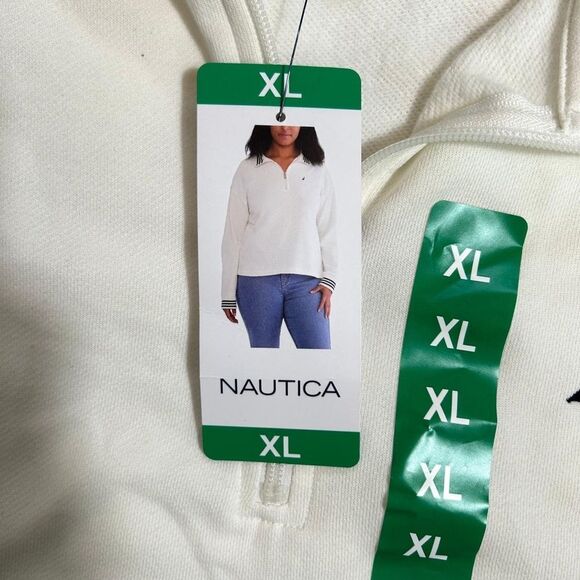 Nautica white sweater with Dark Blue Accents - Picture 5 of 10
